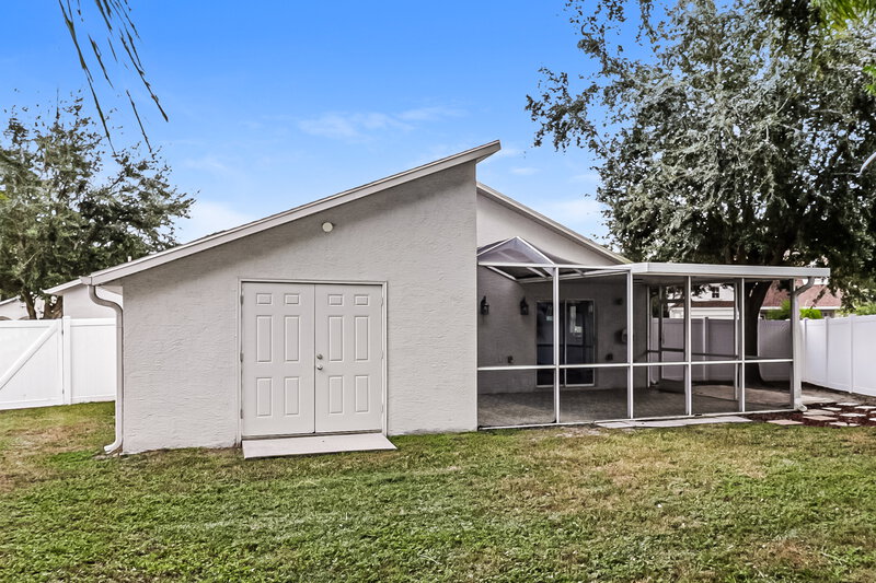 2,080/Mo, 11635 Leda Ln New Port Richey, FL 34654 Rear View