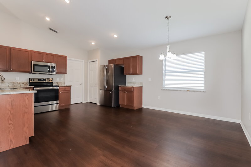 1,820/Mo, 5201 Belmont Park Way Mulberry, FL 33860 Dining Room View