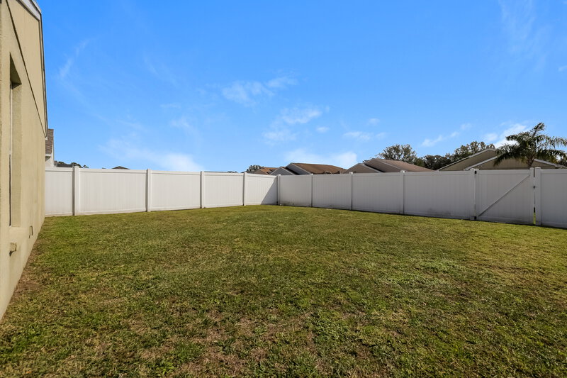 1,820/Mo, 5201 Belmont Park Way Mulberry, FL 33860 Rear View