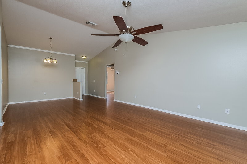 1,990/Mo, 13334 Prestwick Drive Riverview, FL 33579 Living Room View 2