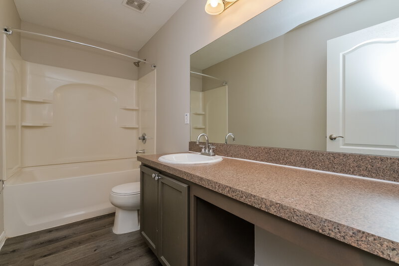 2,340/Mo, 9304 Wellstone Drive Land O Lakes, FL 34638 Bathroom View