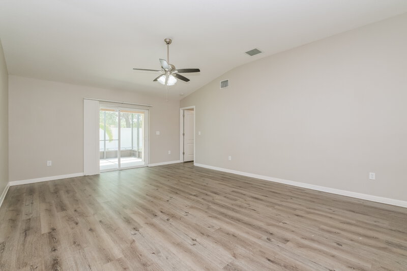 2,240/Mo, 11601 Addison Chase Drive Riverview, FL 33579 Living Room View