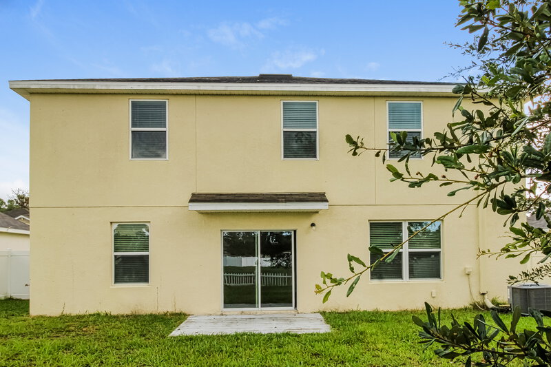 2,240/Mo, 4011 Bramblewood Loop Spring Hill, FL 34609 Rear View