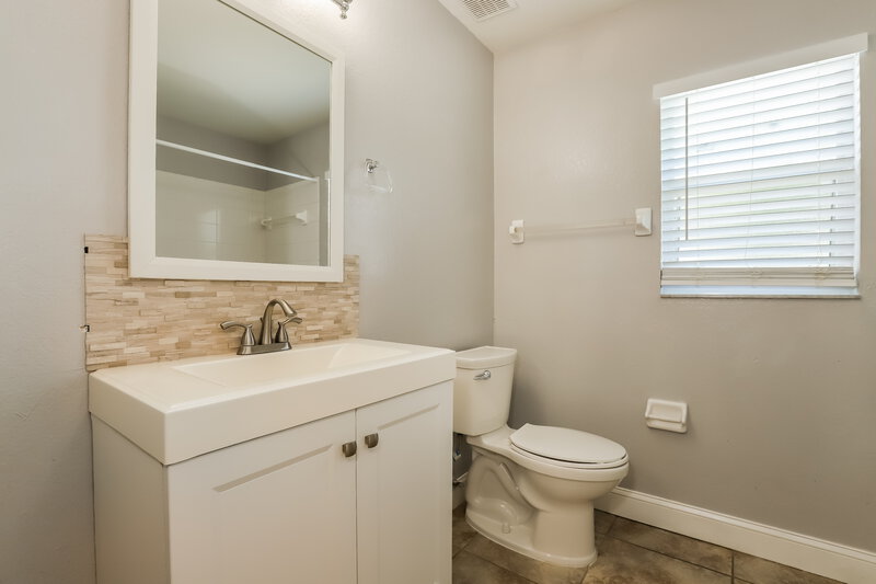 2,115/Mo, 4144 Baywater Place Lakeland, FL 33812 Bathroom View