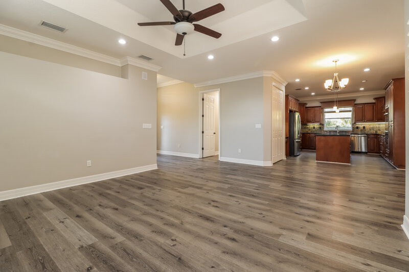 2,950/Mo, 616 Omaha St Palm Harbor, FL 34683 Living Room View 3