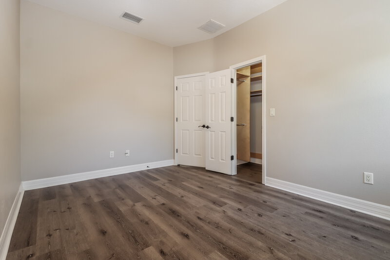 2,950/Mo, 616 Omaha St Palm Harbor, FL 34683 Bedroom View 3