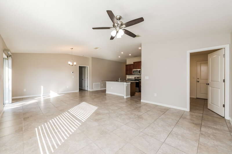 1,830/Mo, 127 Cascade Bend Drive Ruskin, FL 33570 Living Room View 2