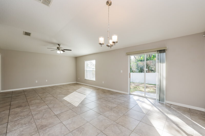 1,830/Mo, 127 Cascade Bend Drive Ruskin, FL 33570 Dining Room View