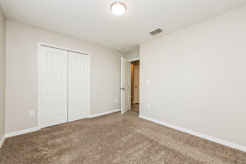 1,830/Mo, 127 Cascade Bend Drive Ruskin, FL 33570 Bedroom View 2