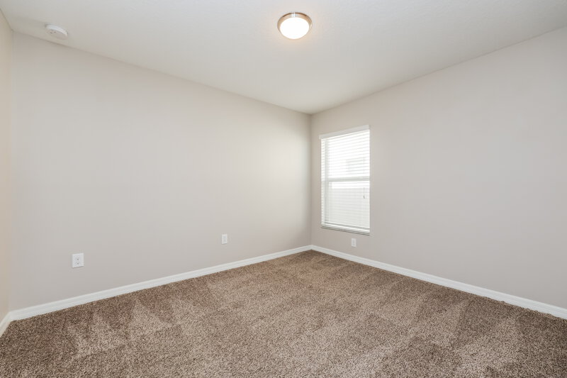 1,830/Mo, 127 Cascade Bend Drive Ruskin, FL 33570 Bedroom View 3