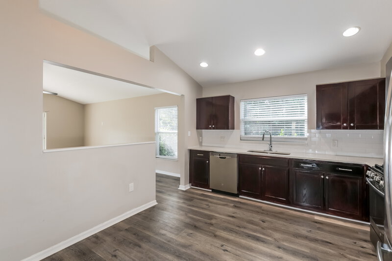 2,175/Mo, 29006 Old Marsh End Wesley Chapel, FL 33543 Kitchen View 3