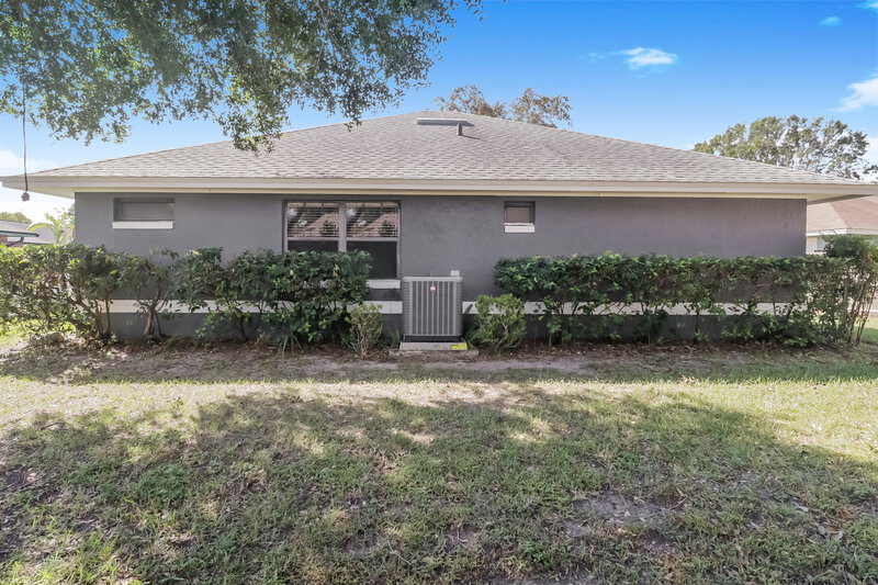 2,055/Mo, 454 Louis Edward Court Lakeland, FL 33809 Rear View 2