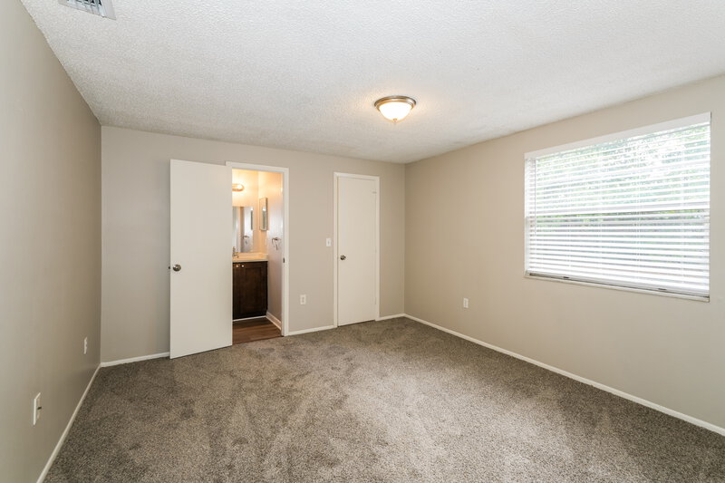 1,655/Mo, 12053 Shadow Ridge Boulevard Hudson, FL 34669 Main Bedroom View 2