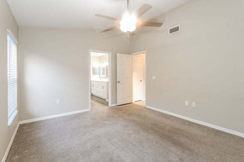 2,265/Mo, 1411 Wickford Pl Brandon, FL 33511 Main Bedroom View 2