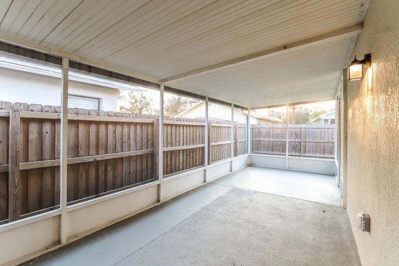2,265/Mo, 1411 Wickford Pl Brandon, FL 33511 Screen Porch View
