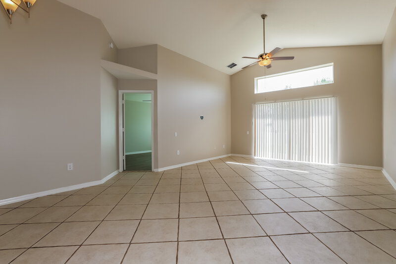 2,330/Mo, 29942 Morningmist Drive Wesley Chapel, FL 33543 Living Room View