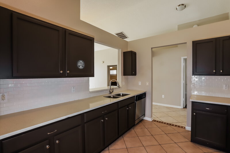 2,330/Mo, 29942 Morningmist Drive Wesley Chapel, FL 33543 Kitchen View 3