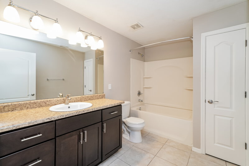3,600/Mo, 9251 Wellstone Drive Land O Lakes, FL 34638 Bathroom View