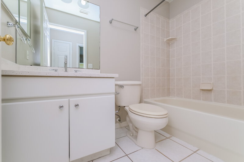 2,245/Mo, 1344 Dragon Head Drive Valrico, FL 33594 Bathroom View