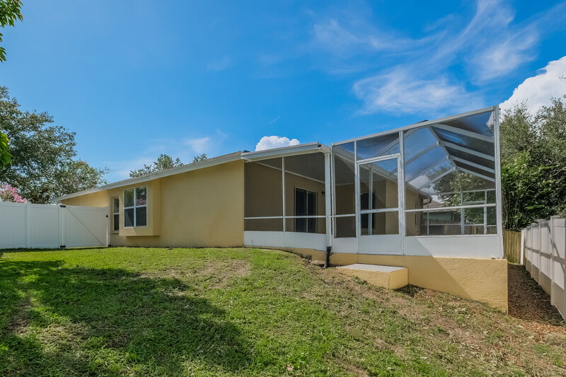 2,245/Mo, 1344 Dragon Head Drive Valrico, FL 33594 Rear View