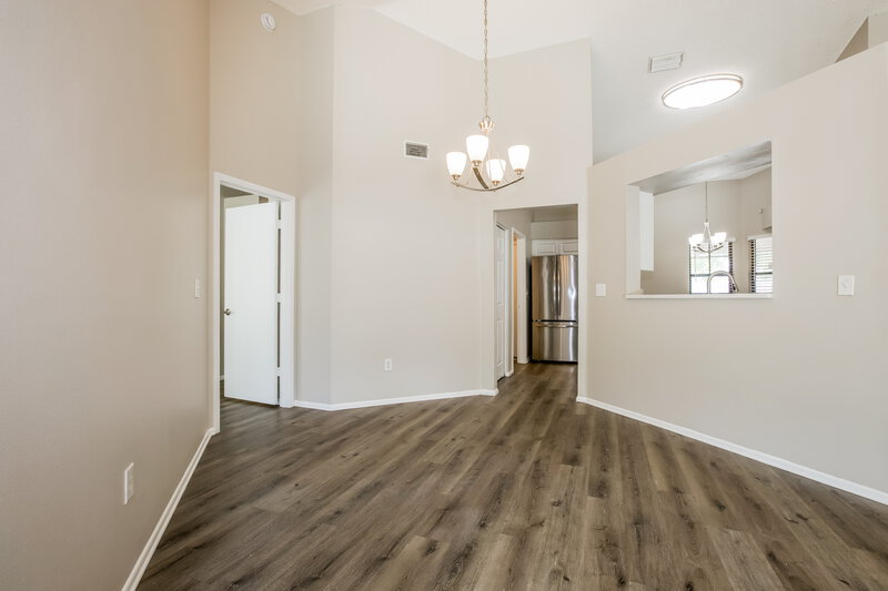 2,250/Mo, 11504 Smokethorn Drive Riverview, FL 33579 Dining Room View 2