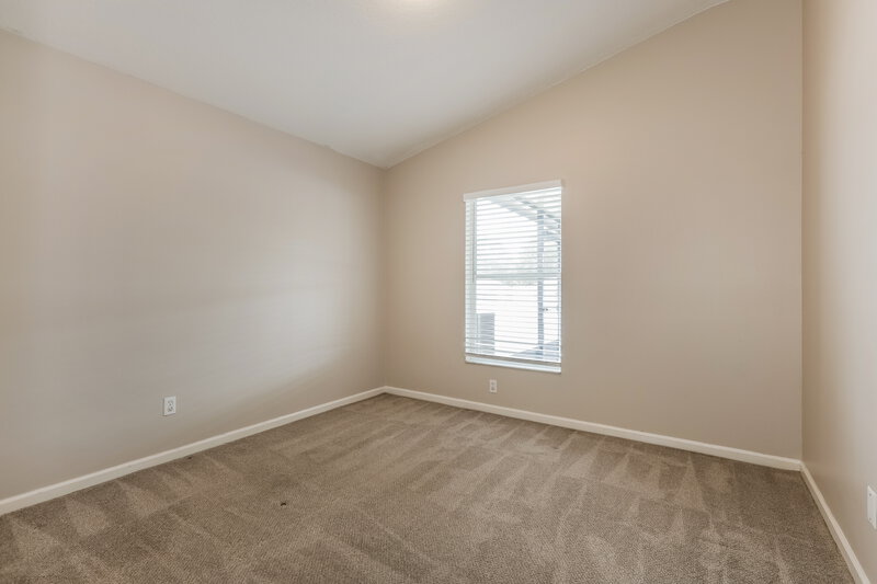 2,285/Mo, 12327 Hawkeye Point Place Riverview, FL 33578 Bedroom View 2