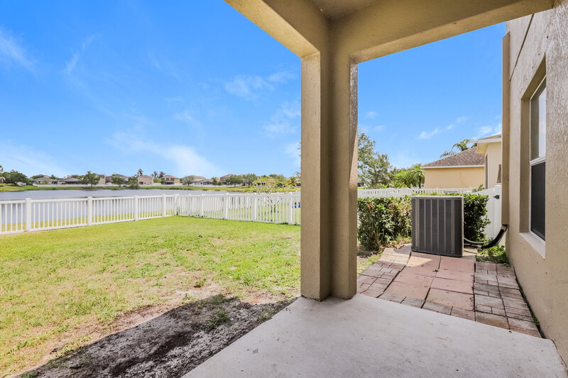 2,270/Mo, 1126 Seminole Sky Drive Ruskin, FL 33570 Patio View
