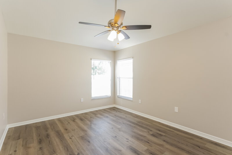 2,065/Mo, 6927 Waterbrook Ct Gibsonton, FL 33534 Bedroom View 3