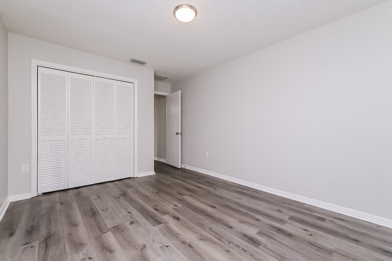 2,330/Mo, 4828 Crestknoll Ln New Port Richey, FL 34653 Bedroom View 2