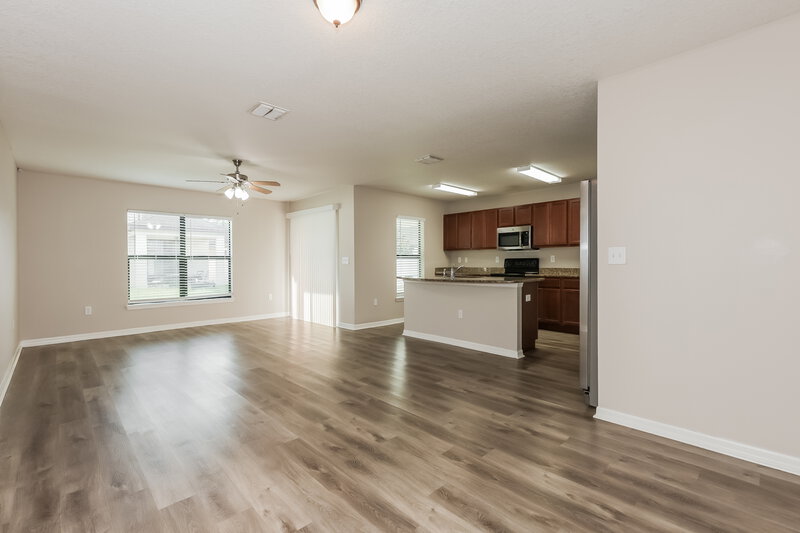 2,490/Mo, 11849 Valhalla Woods Drive Riverview, FL 33579 Living Room View