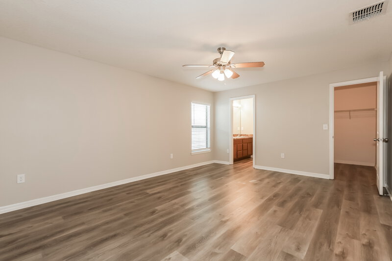 2,490/Mo, 11849 Valhalla Woods Drive Riverview, FL 33579 Main Bedroom View