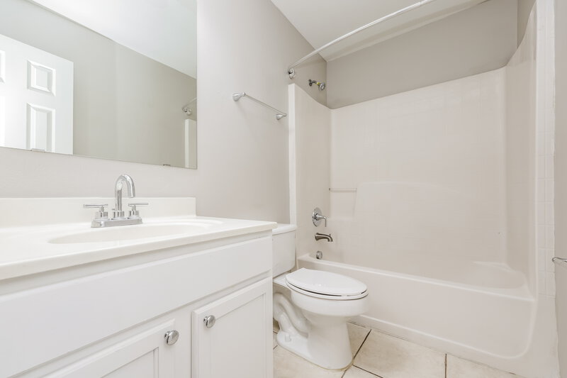 2,390/Mo, 30426 Birdhouse Drive Wesley Chapel, FL 33545 Bathroom View 2