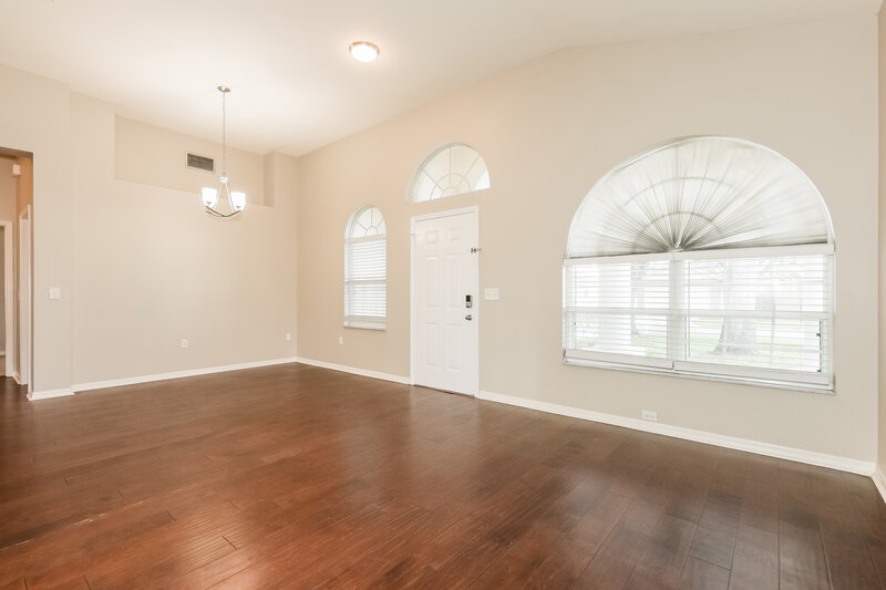 2,540/Mo, 2014 Cattleman Drive Brandon, FL 33511 Living Room View