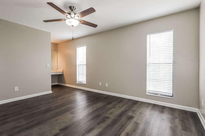 2,350/Mo, 1421 Peachfield Drive Valrico, FL 33596 Living Room View 2