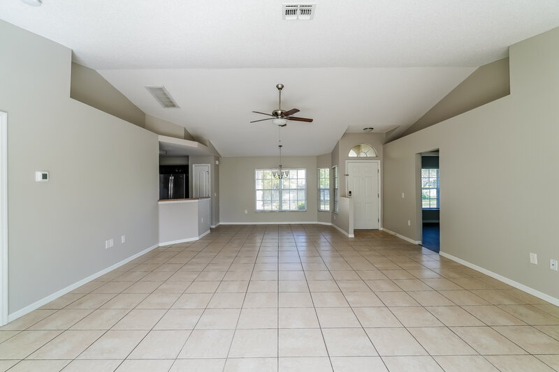 2,055/Mo, 10312 Fairchild Road Spring Hill, FL 34608 Living Room View