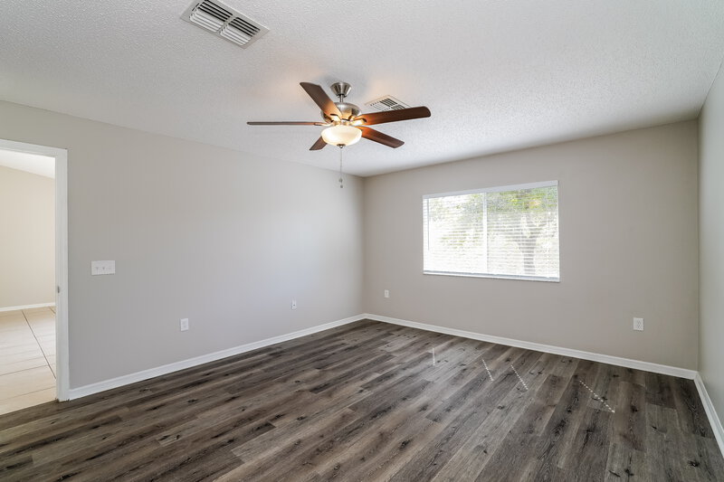 2,055/Mo, 10312 Fairchild Road Spring Hill, FL 34608 Main Bedroom View