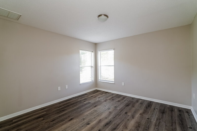 2,055/Mo, 10312 Fairchild Road Spring Hill, FL 34608 Bedroom View 3