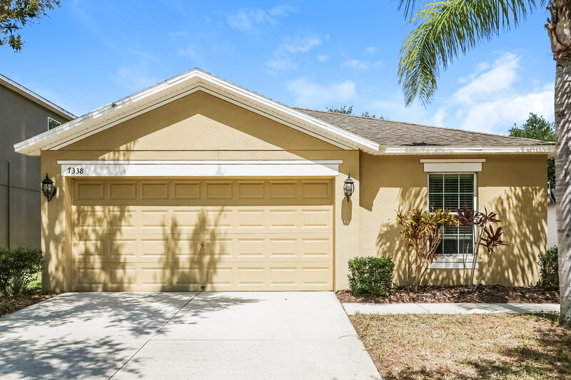 2,030/Mo, 7338 Lumber Port Dr Ruskin, FL 33573 External View