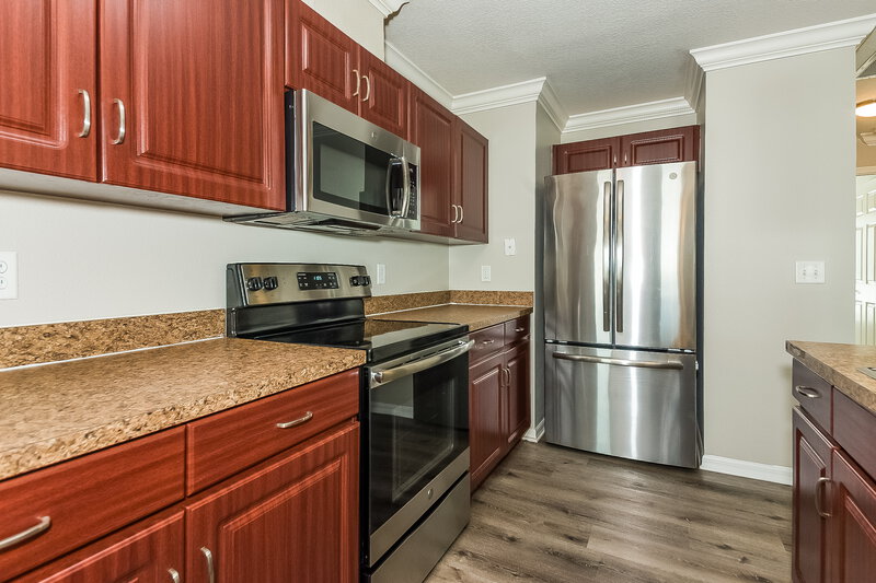 1,940/Mo, 1918 Peaceful Palm St Ruskin, FL 33570 Kitchen View 2