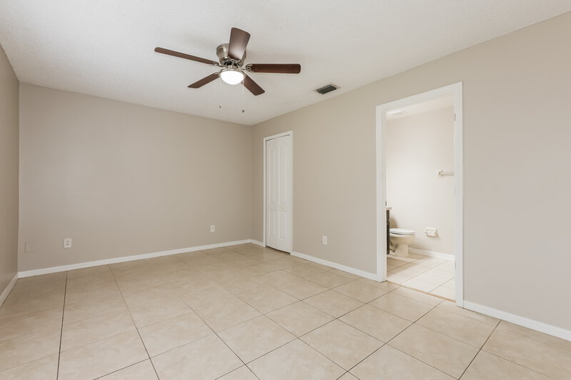 2,035/Mo, 12438 Dawn Vista Drive Riverview, FL 33578 Main Bedroom View