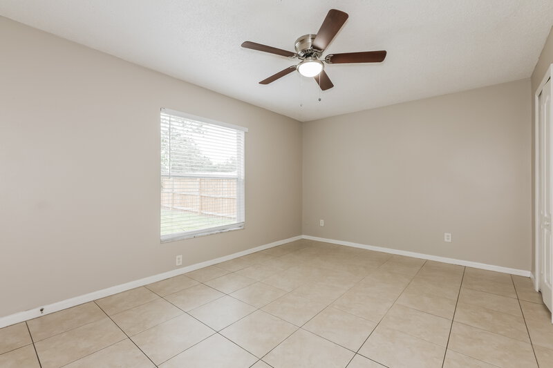 2,035/Mo, 12438 Dawn Vista Drive Riverview, FL 33578 Main Bedroom View 2