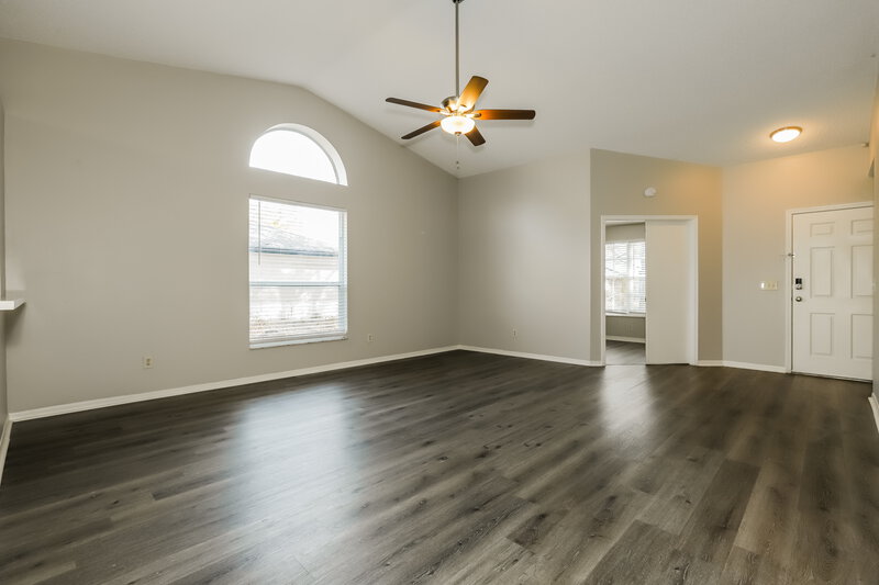 2,115/Mo, 4017 Levonshire Place Valrico, FL 33596 Living Room View