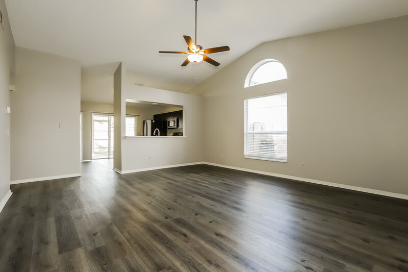 2,115/Mo, 4017 Levonshire Place Valrico, FL 33596 Living Room View 2