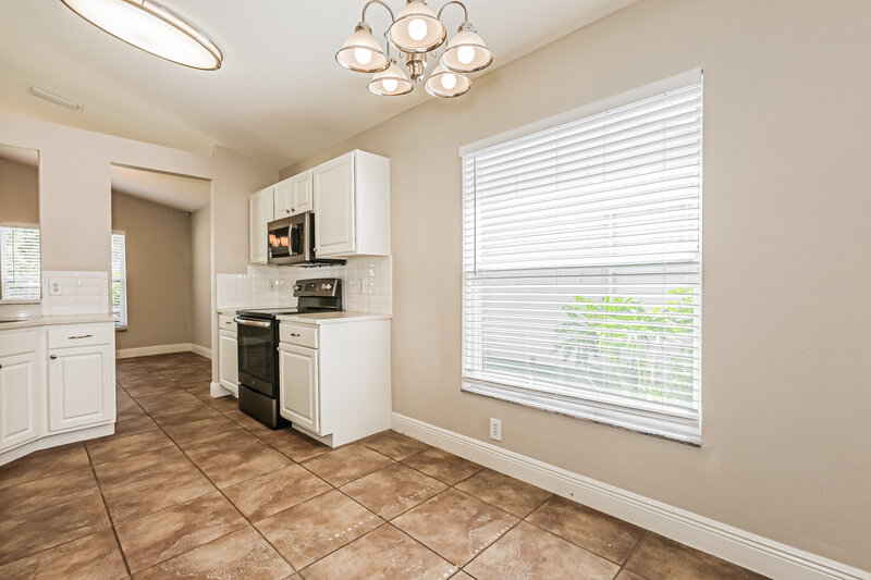 2,345/Mo, 10428 Hunters Haven Blvd Riverview, FL 33578 Dining Room View 2