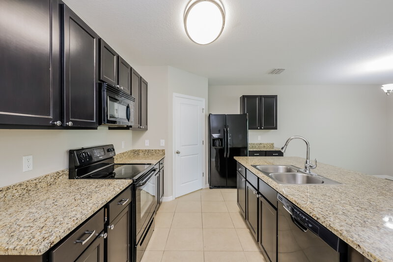 2,105/Mo, 3781 Bramblewood Loop Spring Hill, FL 34609 Kitchen View 2
