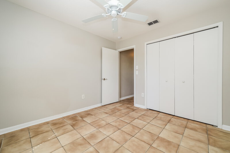 1,915/Mo, 206 Lookout Dr Apollo Beach, FL 33572 Bedroom View 2