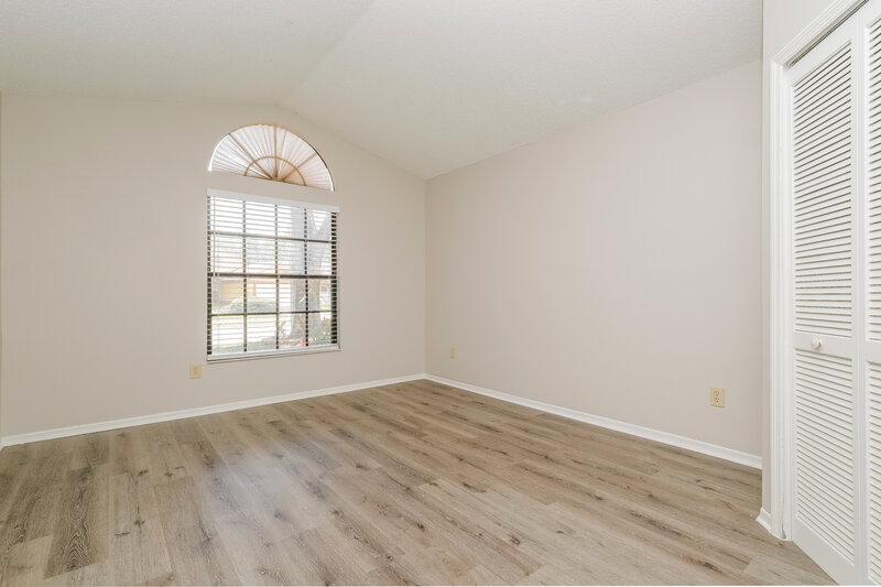 1,955/Mo, 1604 Spinning Wheel Dr Lutz, FL 33559 Bedroom View