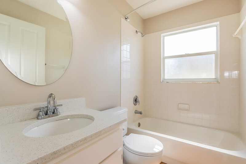 2,410/Mo, 11306 Yeager Ct Riverview, FL 33578 Bathroom View