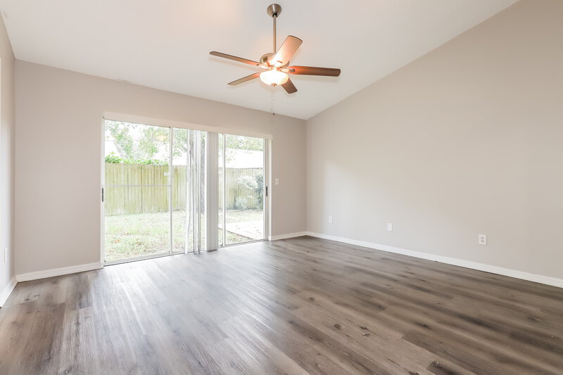 3,670/Mo, 1011 Hardwood Dr Valrico, FL 33596 Main Bedroom View