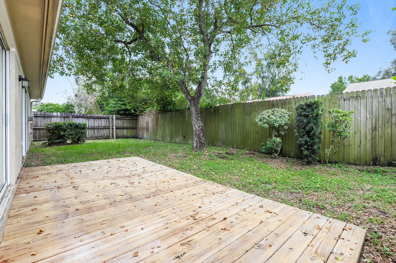 3,670/Mo, 1011 Hardwood Dr Valrico, FL 33596 Rear View 2